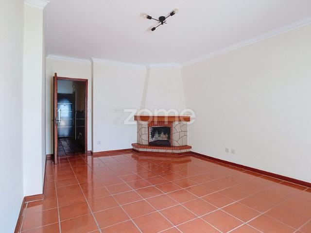 Zome Portugal Apartamento T2 para Arrendamento | Santa Maria da Feira ZMPT591501