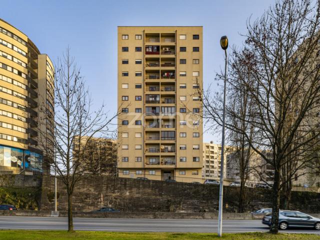Zome Portugal Apartamento T3 para Arrendar, em São Vicente! ZMPT588211