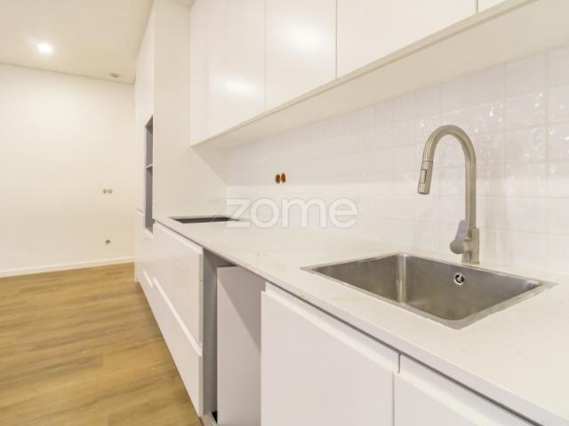 Zome Portugal Apartamento T3 totalmente remodelado ZMPT589917