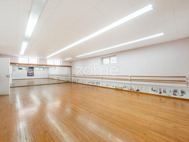 Zome Portugal Espaço comercial para arrendamento — Rua de Diu, Braga ZMPT586909