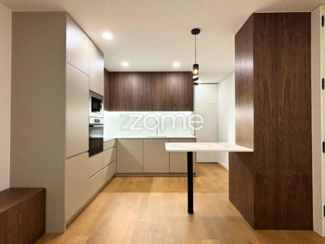 Zome Portugal T2 mobilado e equipado – Centro de Braga ZMPT592826