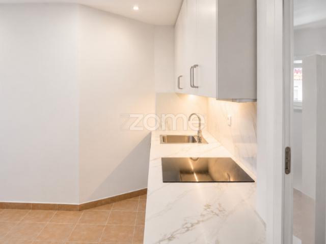 Zome Portugal T2 na Parede com vista mar ZMPT590597