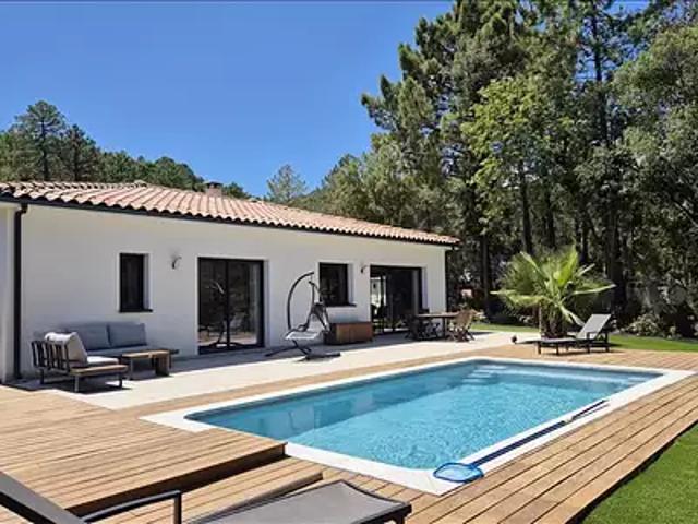 Sainte Lucie de Porto Vecchio 20144 Location maison 4 pièces t4 piscine terrasse