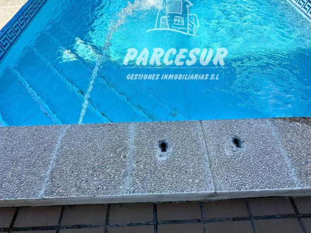 ZONA ALCAIDE Parcela de 1.500m2 con casa de 100m2 con un porche de 70m2