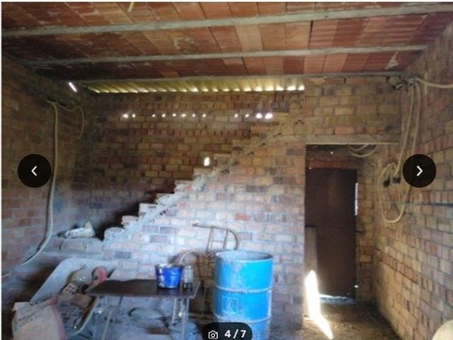 ZONA CUEVAS BAJAS. Parcela de 6.000 m2, vallada con casa en construccion 65 m2