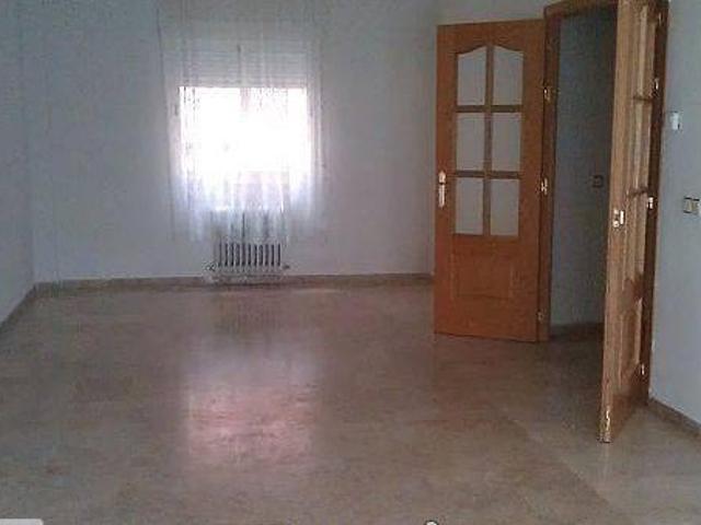 Zona Centro Piso de 3 dormitorios céntrico