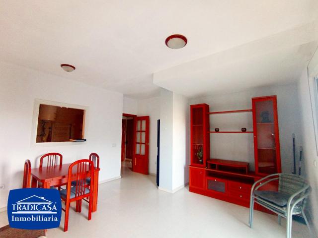 ZONA CHAPÍN APARTAMENTO AMUEBLADO EN URBANIZACIÓN CON PISCINA