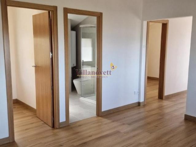 ZONA DE SAMPAYO, MAGNÍFICO PISO REFORMADO DE 3 DORMITORIOS, SIN AMUEBLAR, VISTAS A LA RÍA