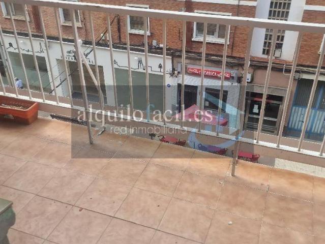 ZONA UNIVERSIDAD | 350 €, 80 m²