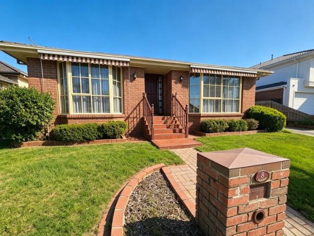 Zoned for Box Hill High School | Spacious Family Living