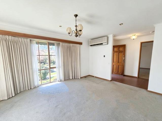 Zoned for Box Hill High School | Spacious Family Living
