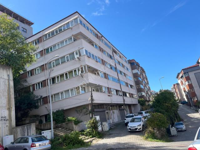 Zonguldak Bahçelievler'de Deniz Manzaralı Satılık 3+1 Daire