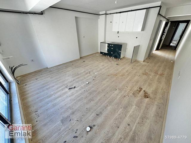 ZONGULDAK GARANTİ EMLAK'TAN ZBEÜ'YE YAKIN SIFIR, ÇİFT CEPHE, ARA KAT 1+1 SATILIK DAİRE