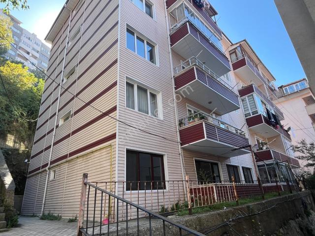Zonguldak Tepebaşı 2+1 Merkezi Konumlu Kiralık Daire