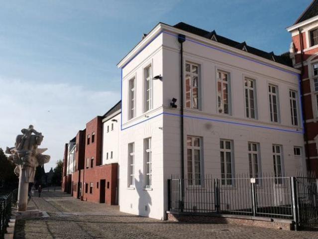 Zonnig appartement aan het Prinsenhof en de Lieve