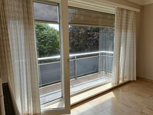 Zonnig ruim hoek appartement Roeselare