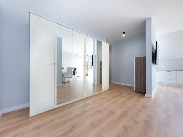 ZOBACZ >> Nowoczesne 2 p. miejsce parkingowe! 56 m²