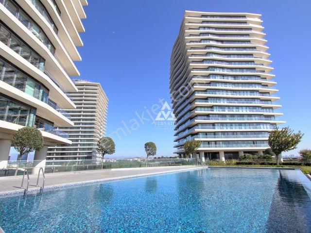 Zorlu Center Kule'de 184 M2 Kiralık 2+1