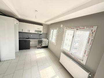 Zorlu'dan 3+1 Açık Mutfak Hasarsız Bulvar Üzeri Satılık Daire