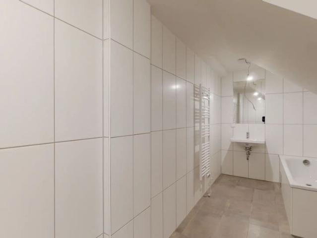 Zwölfergasse: Ein Stückchen Individualität Lichtdurchflutete Loggia Maisonettwohnung