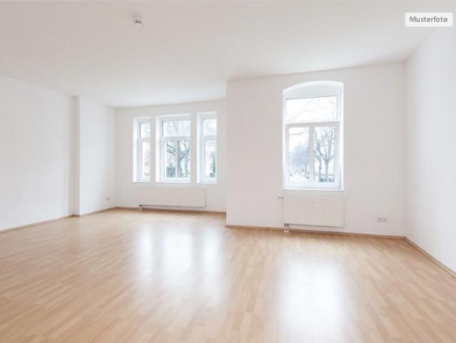 Zwangsversteigerung Etagenwohnung in 47198 Duisburg, Ottostr