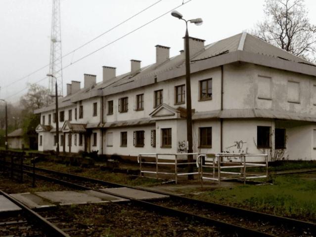 Zwardoń 1, budynek byłych służb granicznych 975 m², Zwardoń