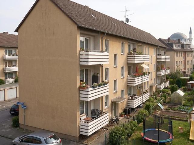 Zwei Mehrfamilienhäuser in zentraler Lage von Duisburg Marxloh