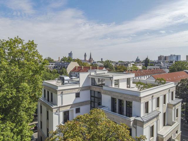 Zwei Mehrfamilienhäuser KfW 70 Hochwertig sanierter Altbau 2023 2024