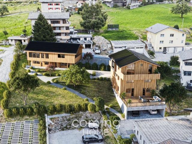 Nachhaltig, charaktervoll und mit Bergblick zwei Neubau Einfamilienhäuser in Bürchen