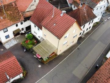 Zwei Doppelhaushälften mit großem Potential in MorsbachKünzelsau