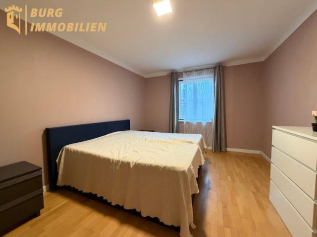 Zwei Ebenen, viele Möglichkeiten: Wohnhaus mit ausgebautem Dachgeschoss – auch als Zweifamilienlösung!
