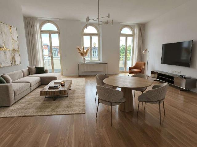 ZWEI EBENEN. EIN ZUHAUSE. | 4 Zimmer Maisonette mit Balkon – bezugsfrei
