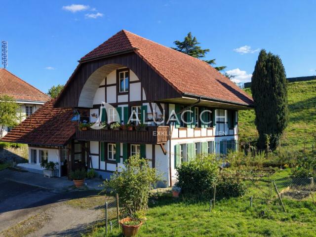 ZWEI GENERATIONENHAUS MIT AUSBAUPOTENZIAL
