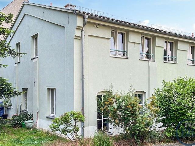 Zwei vermietete Wohneinheiten im Reihenhaus mitten in Berlin Kaulsdorf