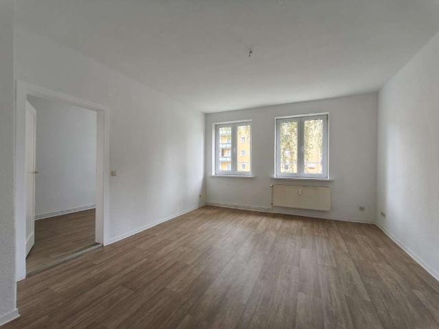ZWEI WARMMIETEN GESCHENKT