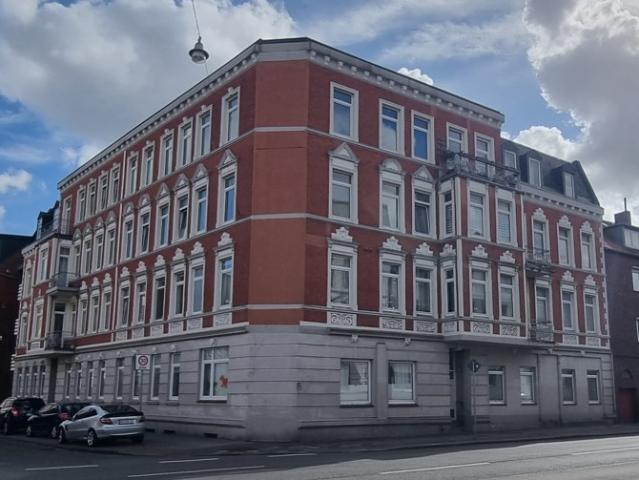 Zwei Wohnungen in einem Mehrparteienhaus freistehend und vermietet ca. 7,9 % Rendite möglich