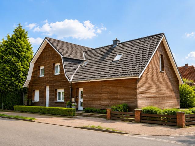 Zwei Wohneinheiten, viele Möglichkeiten – gepflegtes Zweifamilienhaus in Uelsen