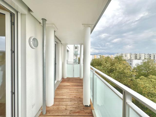 Zwei Zimmer Wohnung mit moderner Einbauküche