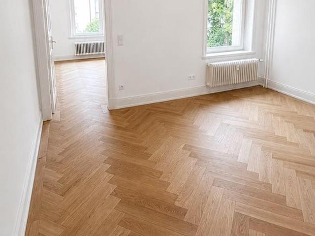 Zwei Zimmer Altbau Juwel in Eimsbütteler Beletage Provisonsfrei