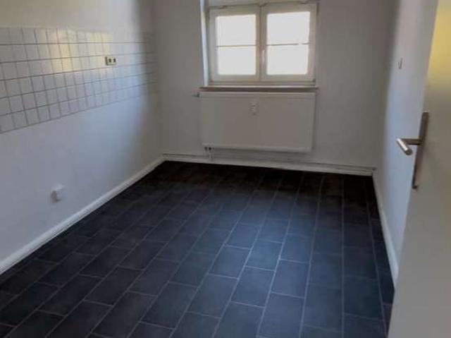 Zwei Zimmer in Glauchau: Gut geschnittene Wohnung in der Kantstraße