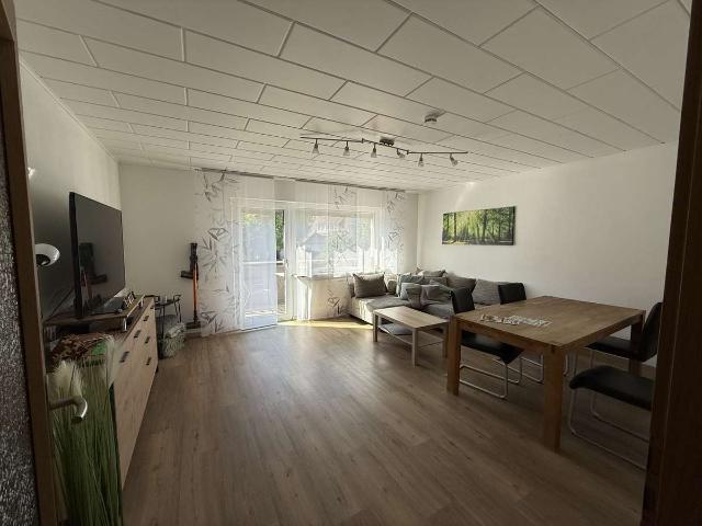 Zwei Zimmer in inklusiver WG