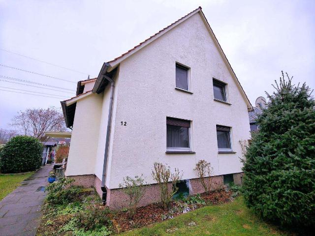Zweifamilienhaus mit unverbautem Blick auf den Teuto