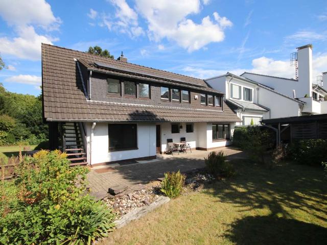 Zweifamilienhaus mit attraktive Grundstücksfläche direkt in Mülheim Saarn!