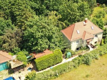Zweifamilienhaus mit ausbaufähigem Dachgeschoss in Moritzburg OT Boxdorf