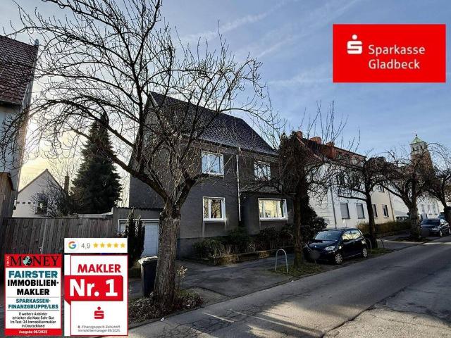 Zweifamilienhaus mit ausgebautem Dachgeschoss in schöner Wohnlage von Butendorf!