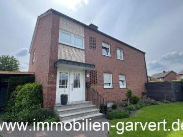 Zweifamilienhaus mit Doppel Carport, Garage und Garten in Borken Burlo Erbbaurechtsgrundstück
