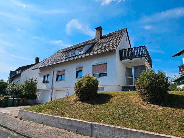 Zweifamilienhaus mit Garten in Grebenstein provisionsfrei!