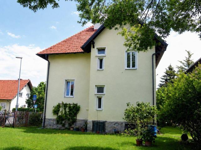 Zweifamilienhaus mit großem Entwicklungspotenzial in Graz Liebenau!