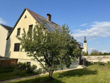 tolles Haus mit großem Garten 2 Wohneineinheiten
