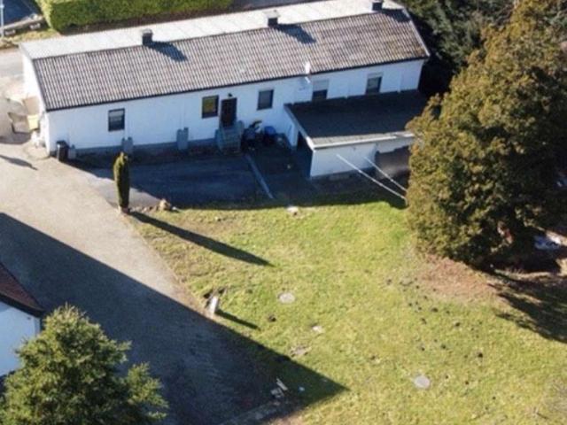 Zweifamilienhaus mit großem Garten in Hiddenhausen